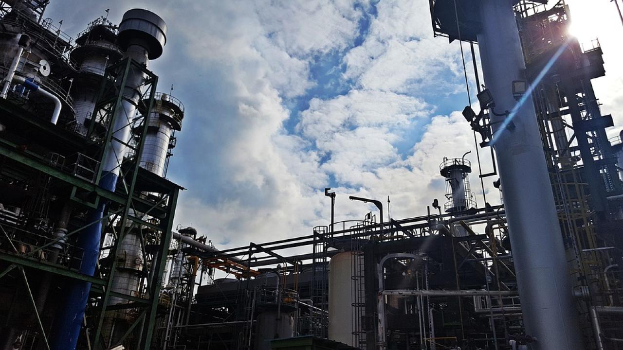 Oil refinery